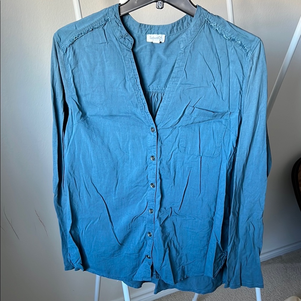 Splendid Button-Up Shirt